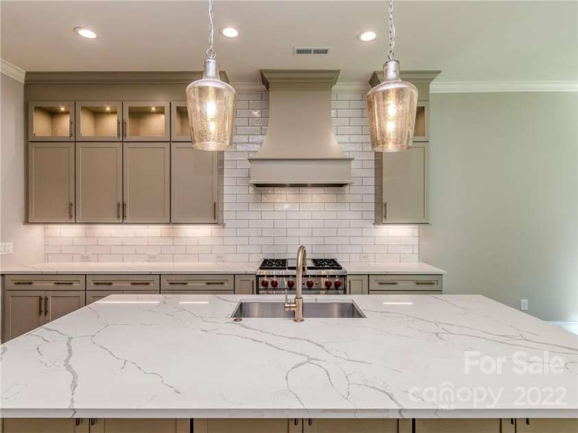 401 Audrey Place, Charlotte, NC 28226.  MLS# CAR3844773, YatesRealty ID 432. To Be Built Unit.  Photos are Representative of the same plan previously built.