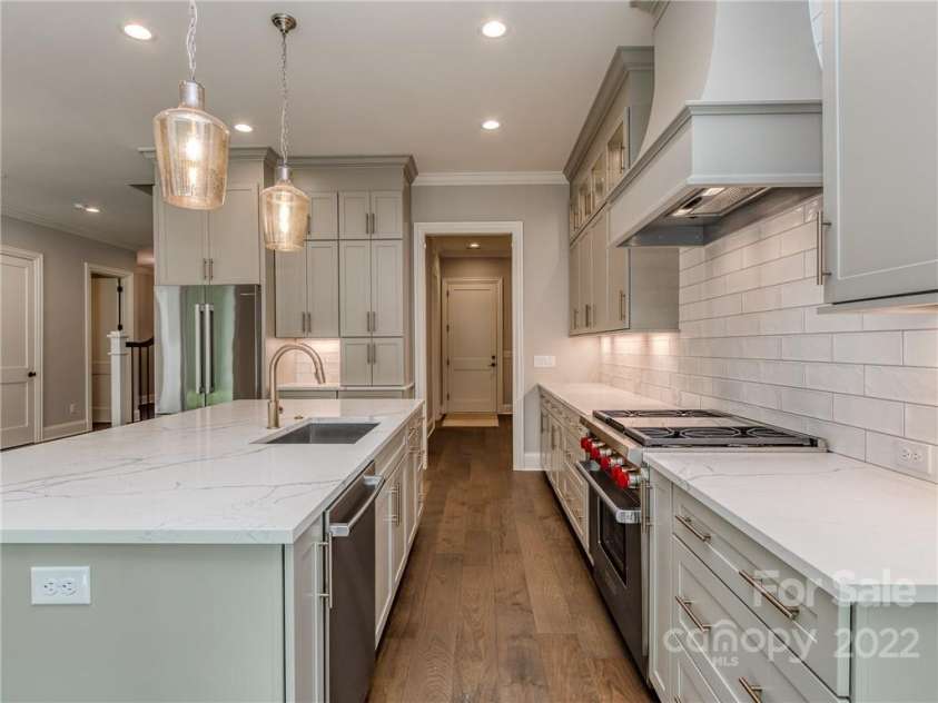 401 Audrey Place, Charlotte, NC 28226.  MLS# CAR3844773, YatesRealty ID 432. To Be Built Unit.  Photos are Representative of the same plan previously built.