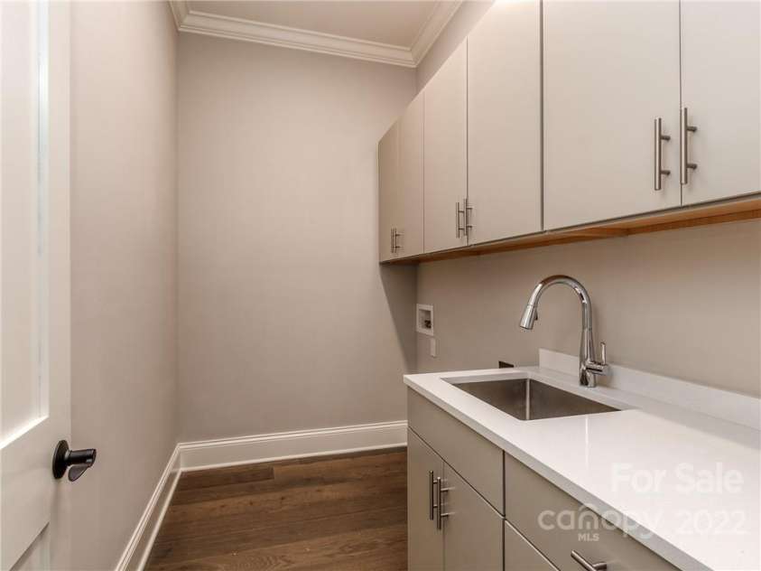 401 Audrey Place, Charlotte, NC 28226.  MLS# CAR3844773, YatesRealty ID 432. To Be Built Unit.  Photos are Representative of the same plan previously built.
