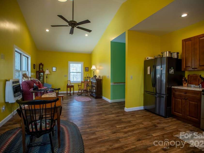 261 Nicholas Knoll Road, Bakersville, NC 28705.  MLS# CAR4242430, YatesRealty ID 4320. 