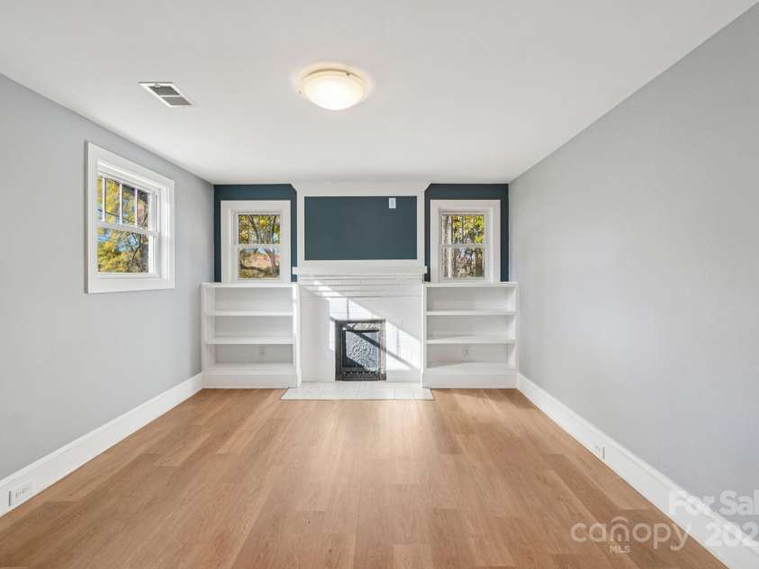 611 Sumner Street, Kannapolis, NC 28083.  MLS# CAR4321765, YatesRealty ID 4320. 