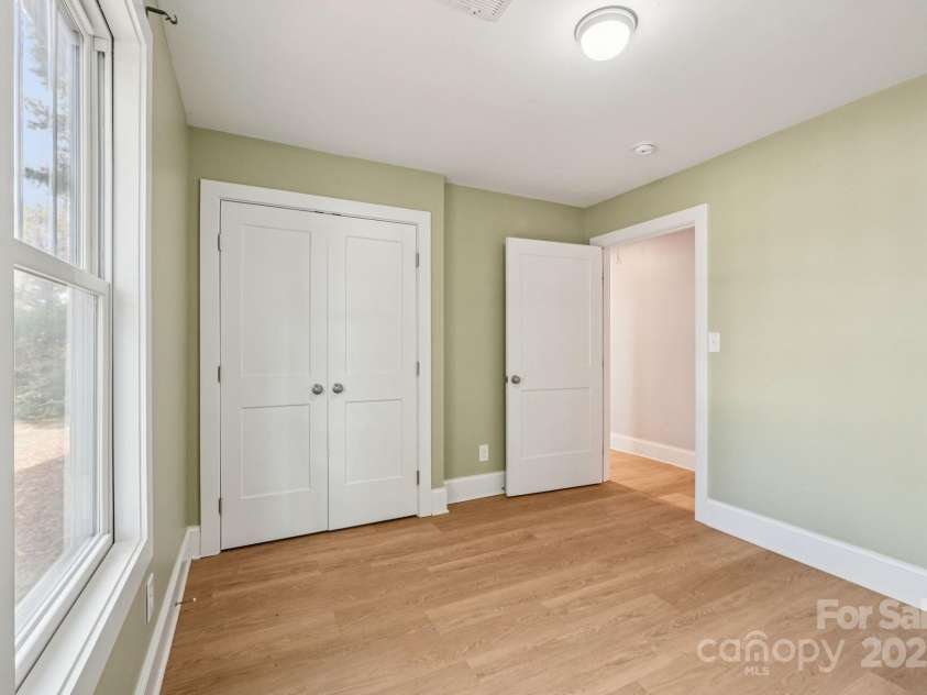 611 Sumner Street, Kannapolis, NC 28083.  MLS# CAR4321765, YatesRealty ID 4320. 