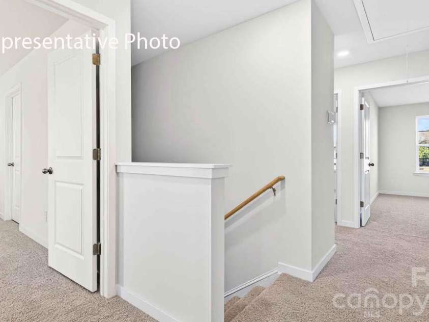 2121 10th Street, Hickory, NC 28602.  MLS# CAR4413473, YatesRealty ID 43200. 