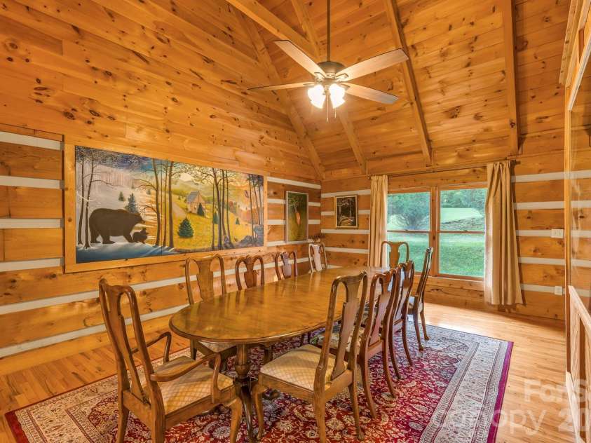 525 Schoolhouse Ridge, Boone, NC 28607.  MLS# CAR4410636, YatesRealty ID 43202. Formal dining room