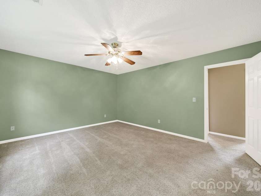 1805 Lillian Lane, Fort Mill, SC 29708.  MLS# CAR4411780, YatesRealty ID 43203. 