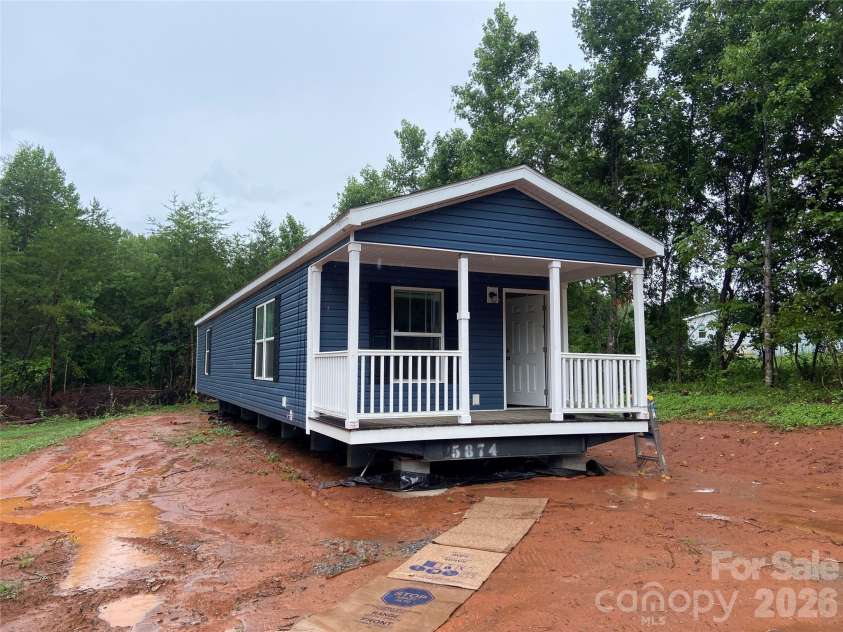 2949 Piney Road, Morganton, NC 28655.  MLS# CAR4403911, YatesRealty ID 43208. 