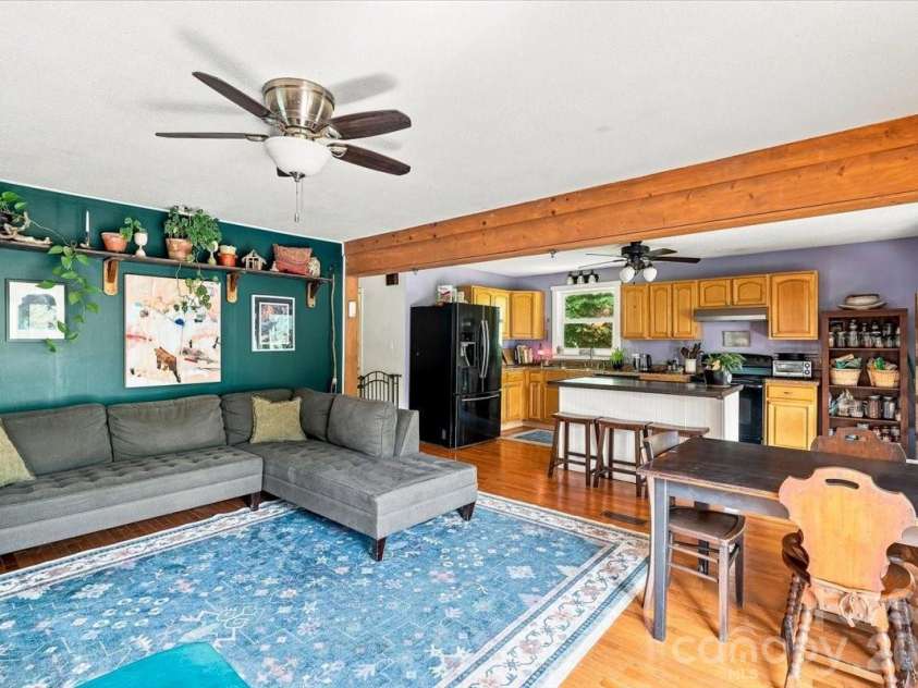 149 Charlie Mac Drive, Burnsville, NC 28714.  MLS# CAR4411134, YatesRealty ID 43209. 