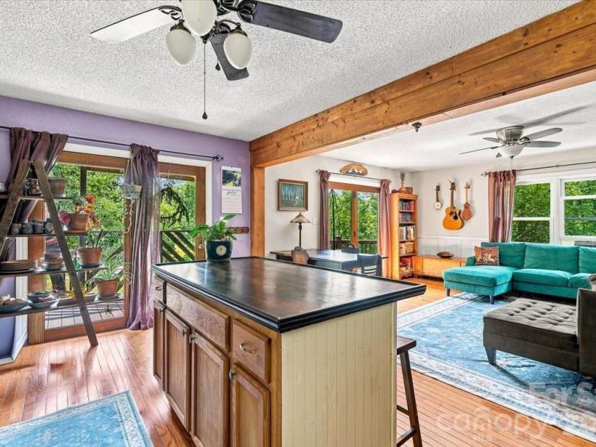 149 Charlie Mac Drive, Burnsville, NC 28714.  MLS# CAR4411134, YatesRealty ID 43209. 