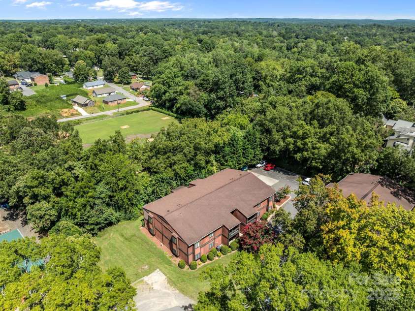 47 Edgewood Avenue, Concord, NC 28025.  MLS# CAR4287036, YatesRealty ID 4321. 