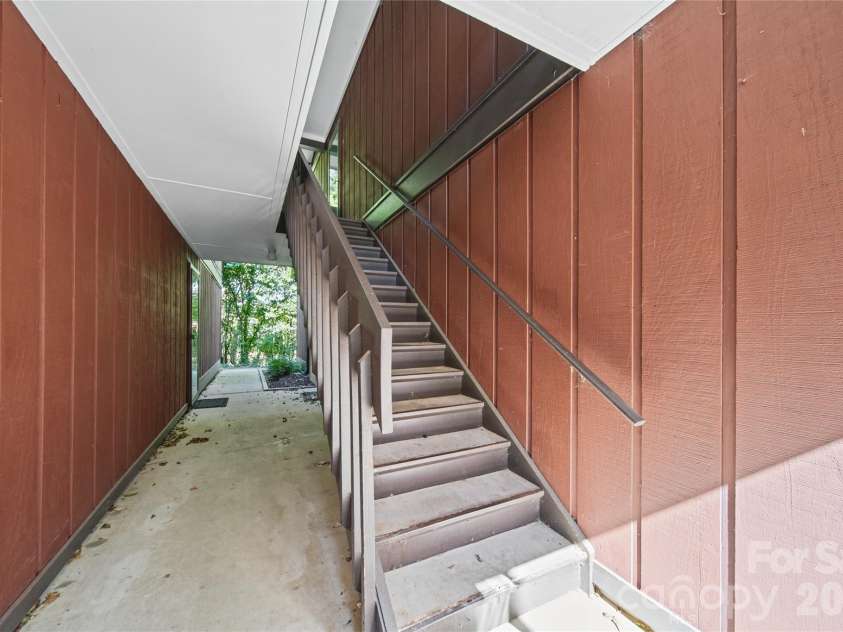 47 Edgewood Avenue, Concord, NC 28025.  MLS# CAR4434073, YatesRealty ID 4321. 
