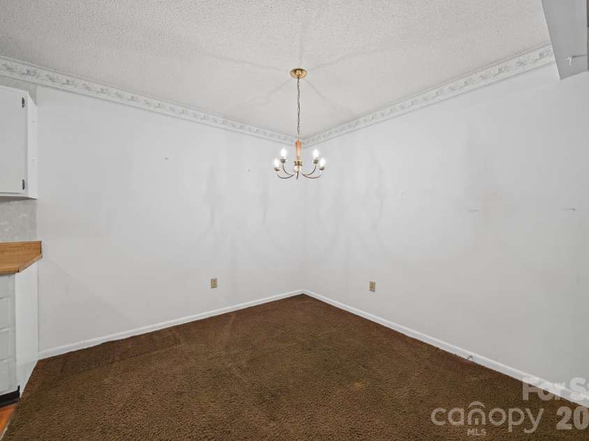 47 Edgewood Avenue, Concord, NC 28025.  MLS# CAR4434073, YatesRealty ID 4321. 