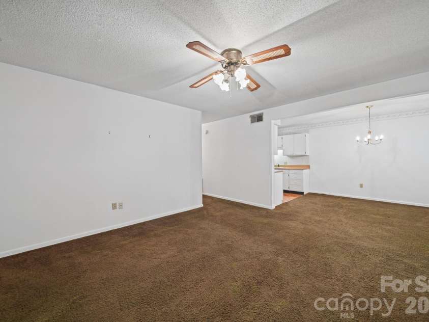 47 Edgewood Avenue, Concord, NC 28025.  MLS# CAR4434073, YatesRealty ID 4321. 