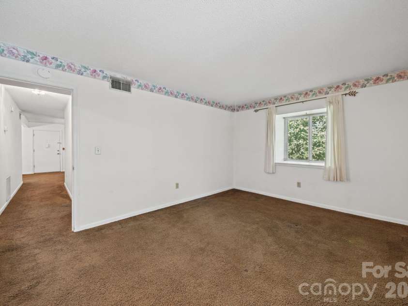 47 Edgewood Avenue, Concord, NC 28025.  MLS# CAR4434073, YatesRealty ID 4321. 