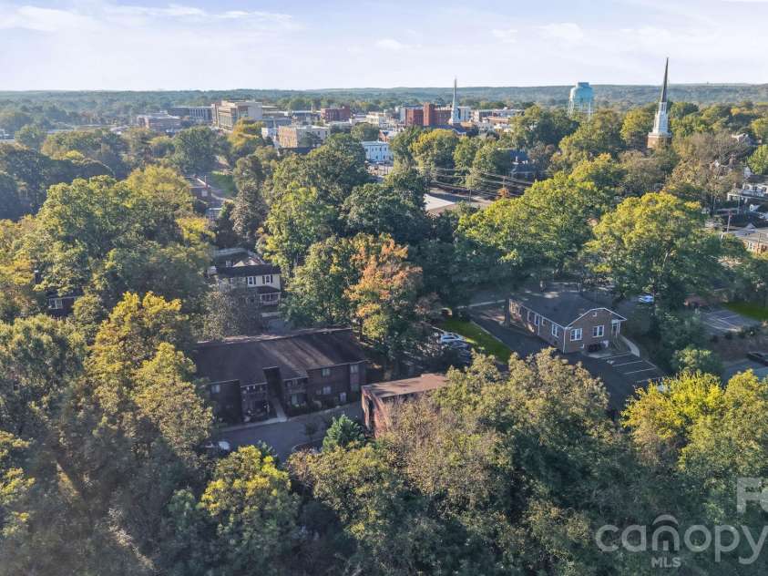 47 Edgewood Avenue, Concord, NC 28025.  MLS# CAR4434073, YatesRealty ID 4321. 