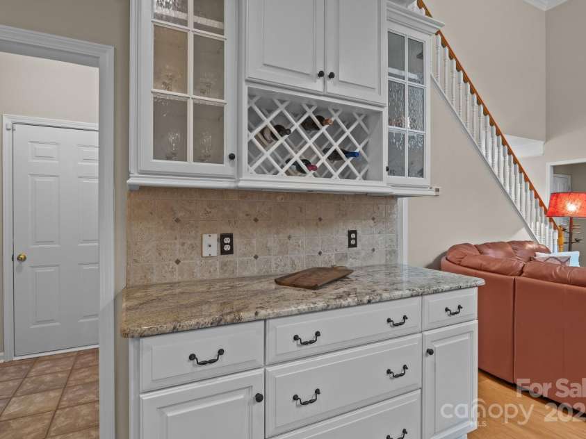 7710 Epping Forest Drive, Huntersville, NC 28078.  MLS# CAR4241422, YatesRealty ID 4321. 