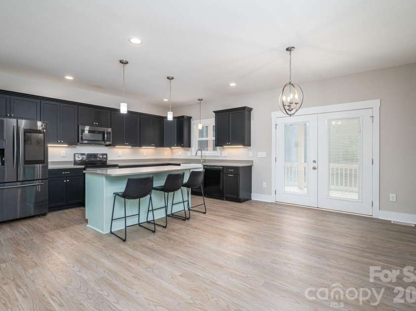 511 Carter Trail, Lincolnton, NC 28092.  MLS# CAR4413142, YatesRealty ID 43210. 