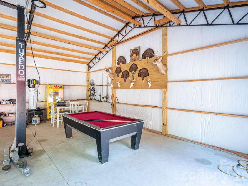 511 Carter Trail, Lincolnton, NC 28092.  MLS# CAR4413142, YatesRealty ID 43210. 