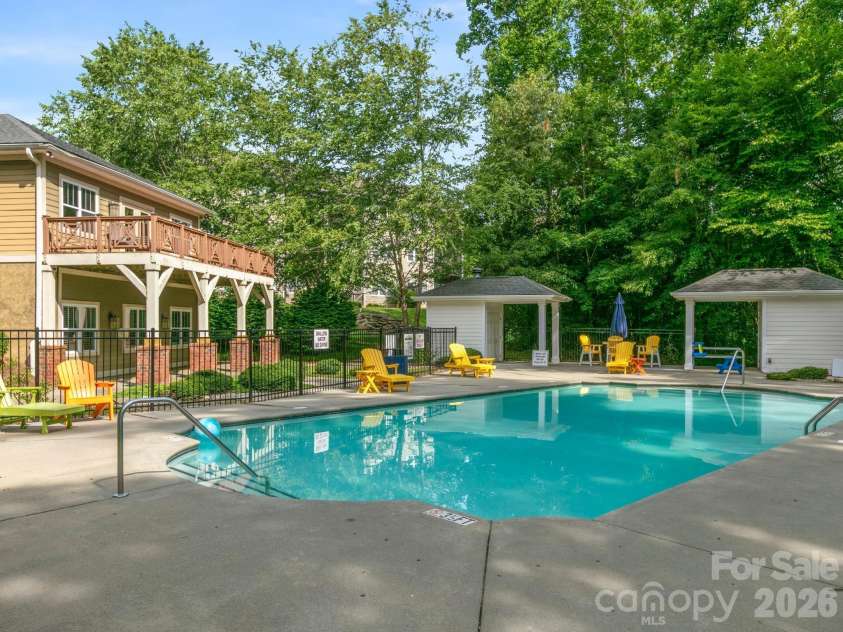 43 Foxden Drive, Fletcher, NC 28732.  MLS# CAR4396841, YatesRealty ID 43213. 