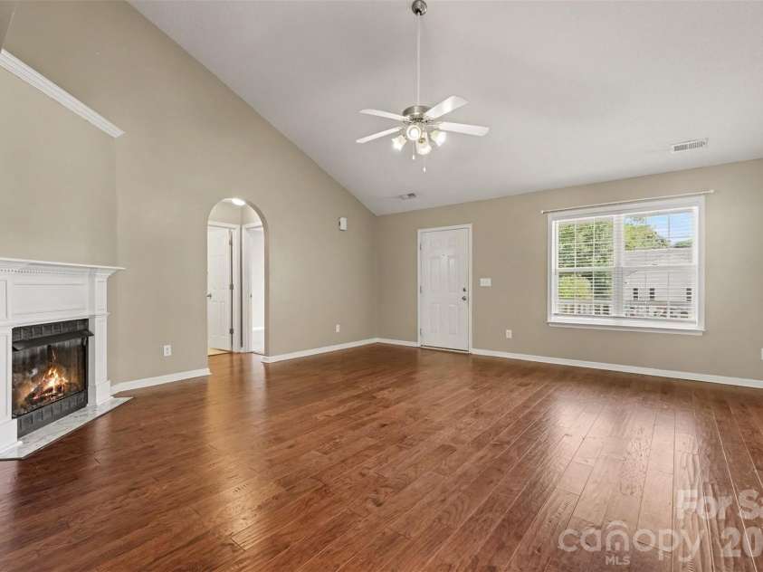 1170 Allison Bluff Trail, Rock Hill, SC 29732.  MLS# CAR4412205, YatesRealty ID 43214. 