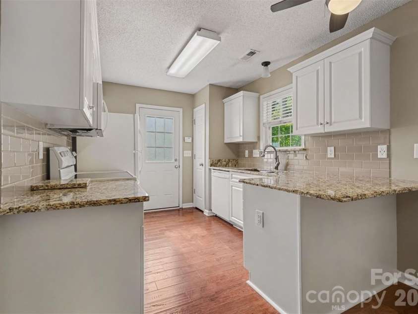 1170 Allison Bluff Trail, Rock Hill, SC 29732.  MLS# CAR4412205, YatesRealty ID 43214. 