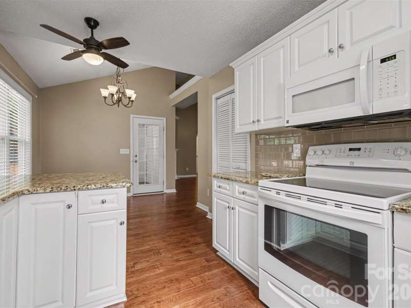 1170 Allison Bluff Trail, Rock Hill, SC 29732.  MLS# CAR4412205, YatesRealty ID 43214. 