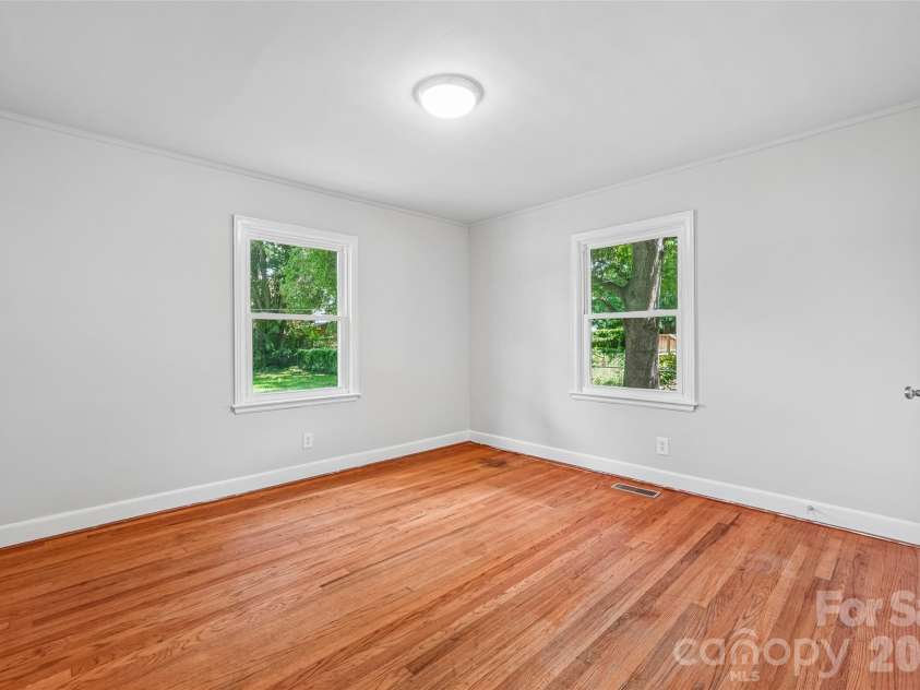 808 Lowery Street, Shelby, NC 28152.  MLS# CAR4413554, YatesRealty ID 43216. 