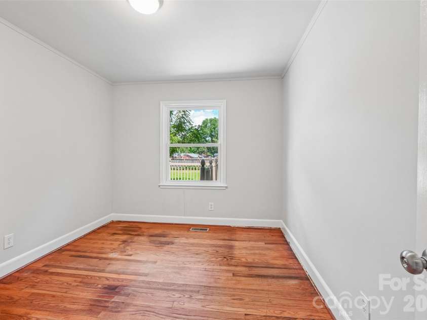 808 Lowery Street, Shelby, NC 28152.  MLS# CAR4413554, YatesRealty ID 43216. 