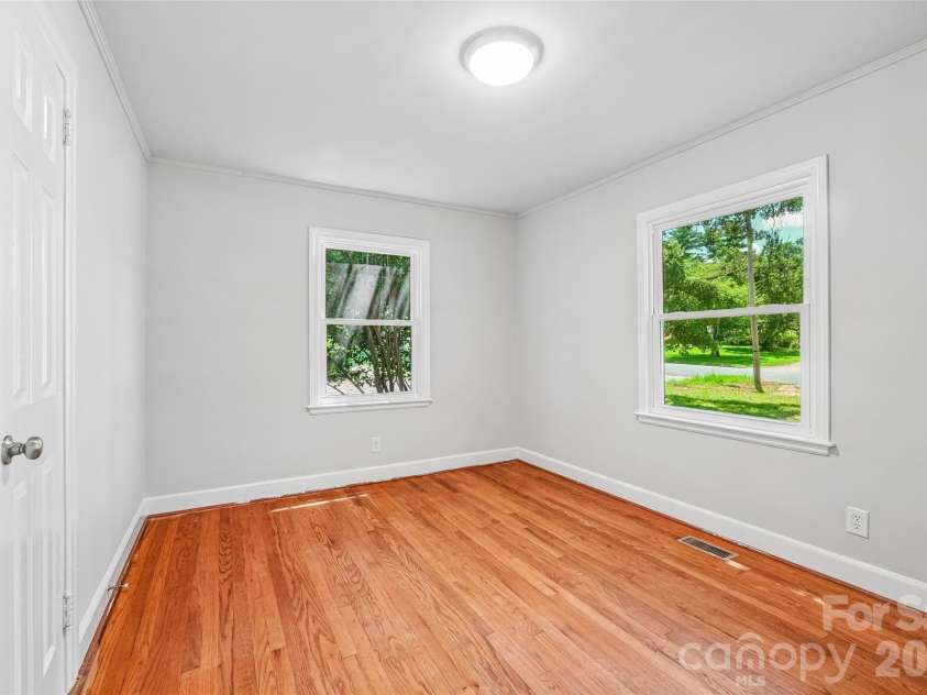 808 Lowery Street, Shelby, NC 28152.  MLS# CAR4413554, YatesRealty ID 43216. 