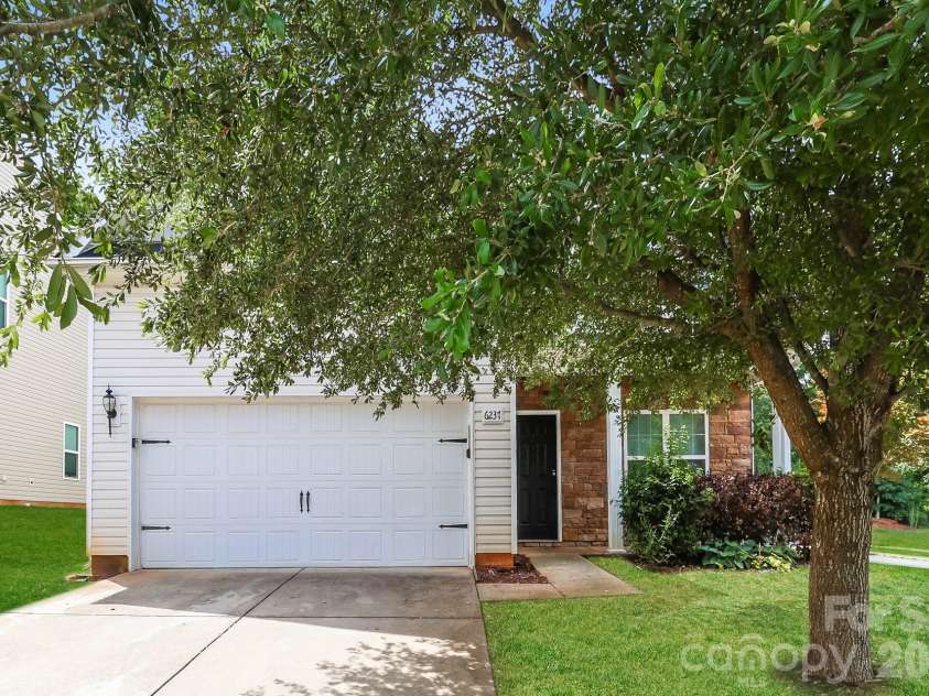 6237 Sydney Mae Lane, Charlotte, NC 28262.  MLS# CAR4413394, YatesRealty ID 43218. 