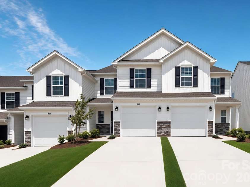 432 Sand Dunes Drive, Kannapolis, NC 28081.  MLS# CAR4410289, YatesRealty ID 43219. 
