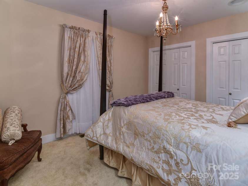 206 Glenroy Court, Flat Rock, NC 28731.  MLS# CAR4260641, YatesRealty ID 4322. 