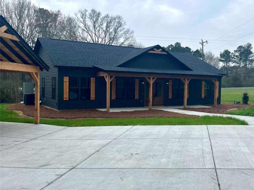 230 Doc Garris Road, Lancaster, SC 29720.  MLS# CAR4289398, YatesRealty ID 4322. 