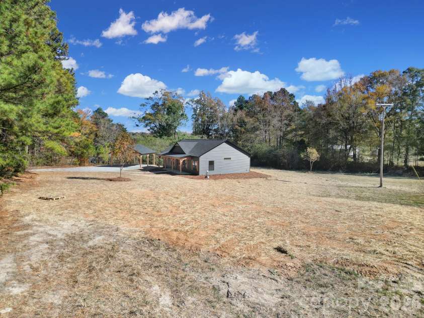230 Doc Garris Road, Lancaster, SC 29720.  MLS# CAR4289398, YatesRealty ID 4322. 