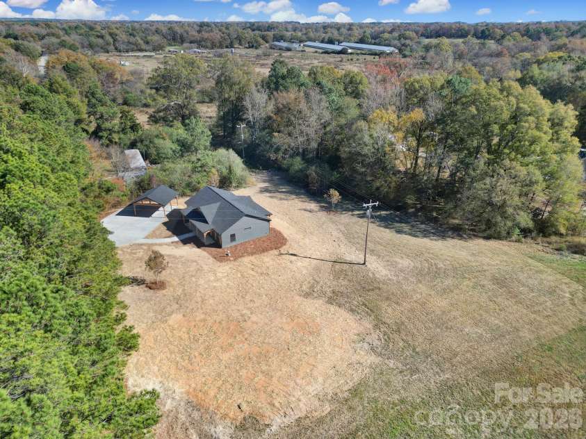 230 Doc Garris Road, Lancaster, SC 29720.  MLS# CAR4289398, YatesRealty ID 4322. 
