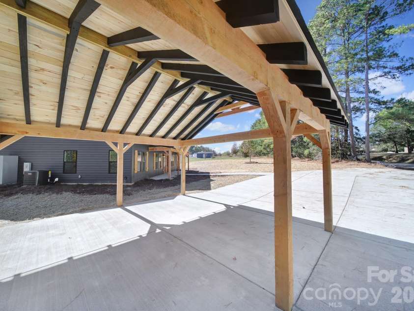 230 Doc Garris Road, Lancaster, SC 29720.  MLS# CAR4289398, YatesRealty ID 4322. 