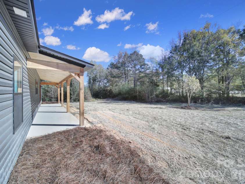 230 Doc Garris Road, Lancaster, SC 29720.  MLS# CAR4289398, YatesRealty ID 4322. 