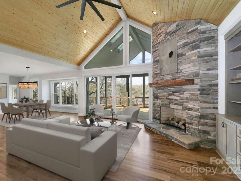 5039 Connestee Trail, Brevard, NC 28712.  MLS# CAR4324412, YatesRealty ID 4322. 