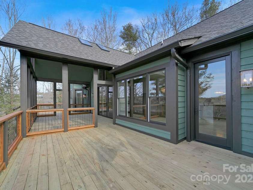 5039 Connestee Trail, Brevard, NC 28712.  MLS# CAR4324412, YatesRealty ID 4322. 