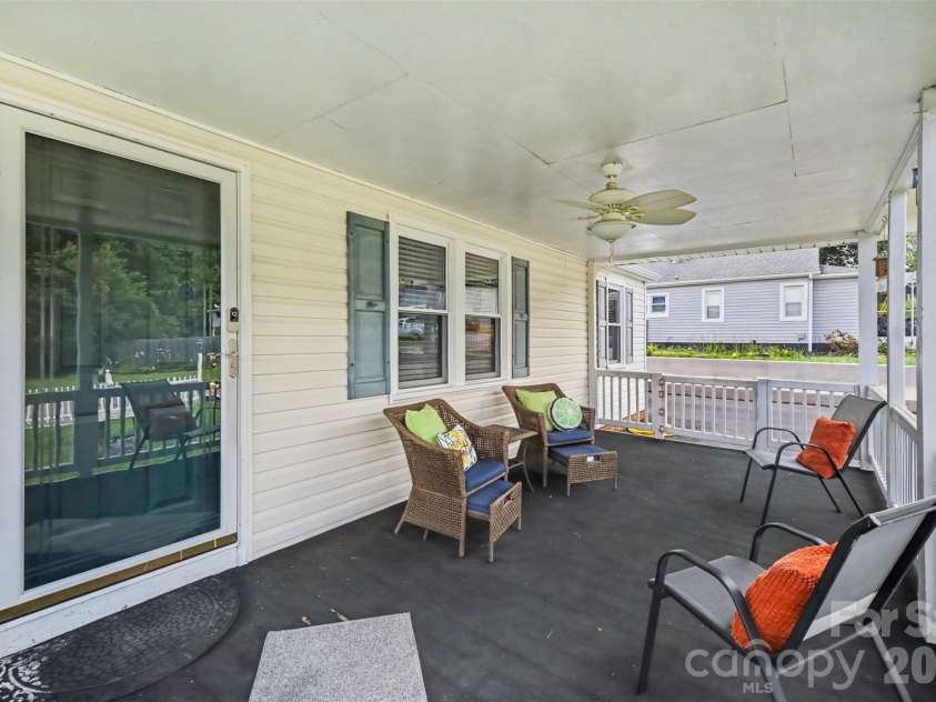 104 Main Street, Belmont, NC 28012.  MLS# CAR4408838, YatesRealty ID 43221. 