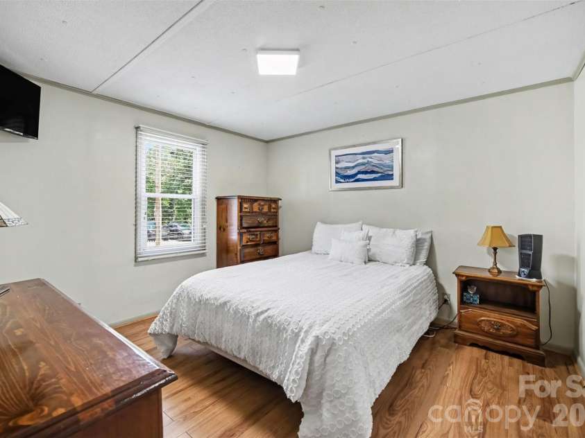 104 Main Street, Belmont, NC 28012.  MLS# CAR4408838, YatesRealty ID 43221. 