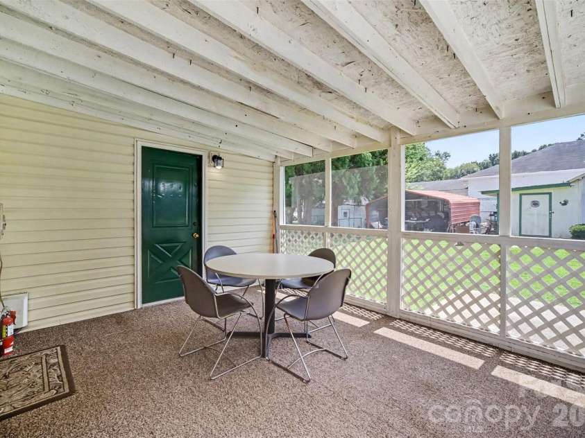 104 Main Street, Belmont, NC 28012.  MLS# CAR4408838, YatesRealty ID 43221. 