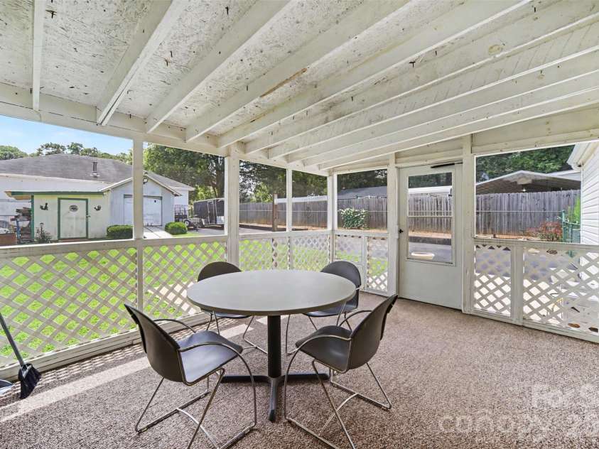 104 Main Street, Belmont, NC 28012.  MLS# CAR4408838, YatesRealty ID 43221. 