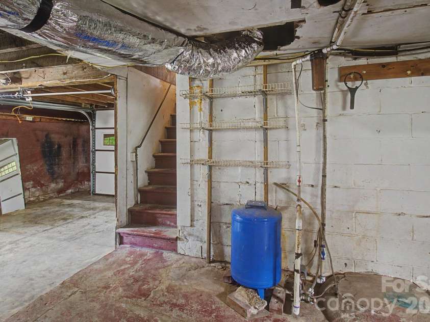 47 Stone Cottage Road, Mars Hill, NC 28754.  MLS# CAR4413320, YatesRealty ID 43222. 