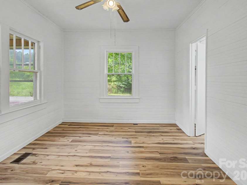 47 Stone Cottage Road, Mars Hill, NC 28754.  MLS# CAR4413320, YatesRealty ID 43222. 