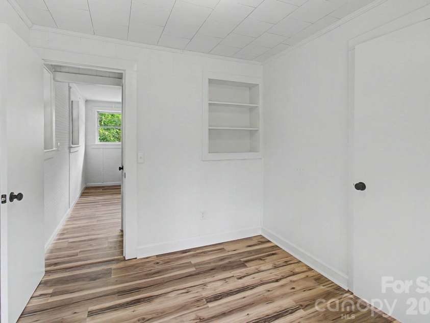 47 Stone Cottage Road, Mars Hill, NC 28754.  MLS# CAR4413320, YatesRealty ID 43222. 