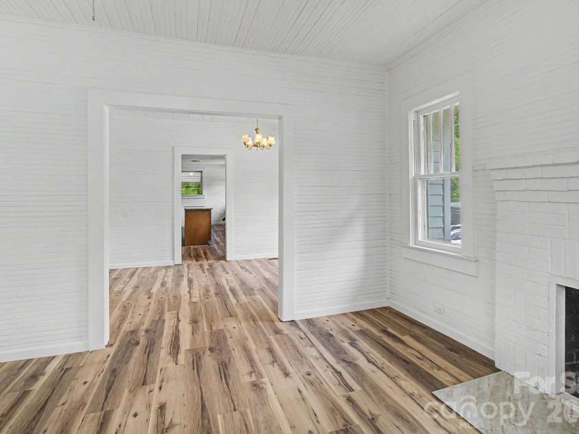 47 Stone Cottage Road, Mars Hill, NC 28754.  MLS# CAR4413320, YatesRealty ID 43222. 