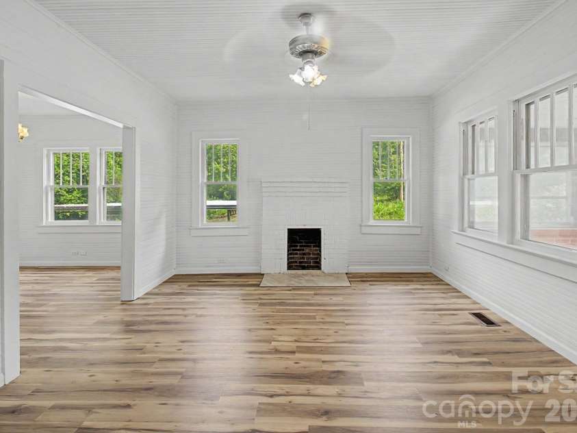 47 Stone Cottage Road, Mars Hill, NC 28754.  MLS# CAR4413320, YatesRealty ID 43222. 
