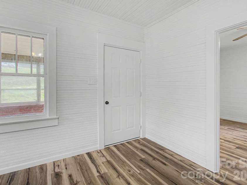 47 Stone Cottage Road, Mars Hill, NC 28754.  MLS# CAR4413320, YatesRealty ID 43222. 