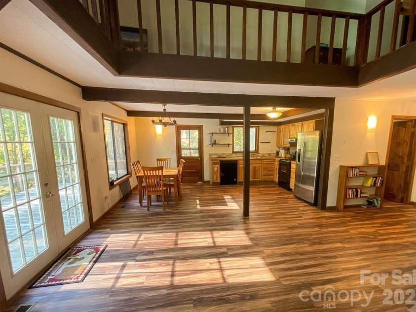 903 Winter Star Loop, Burnsville, NC 28714.  MLS# CAR4410842, YatesRealty ID 43224. 