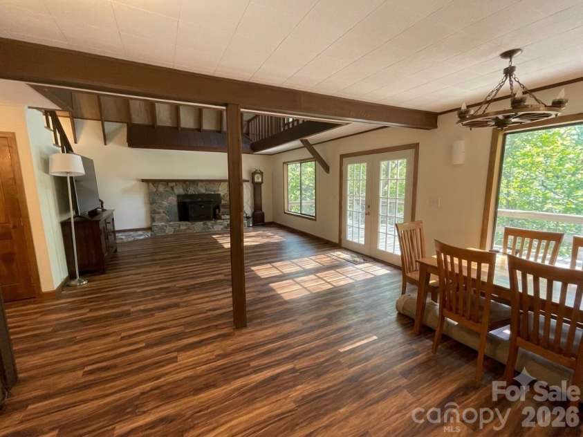 903 Winter Star Loop, Burnsville, NC 28714.  MLS# CAR4410842, YatesRealty ID 43224. 